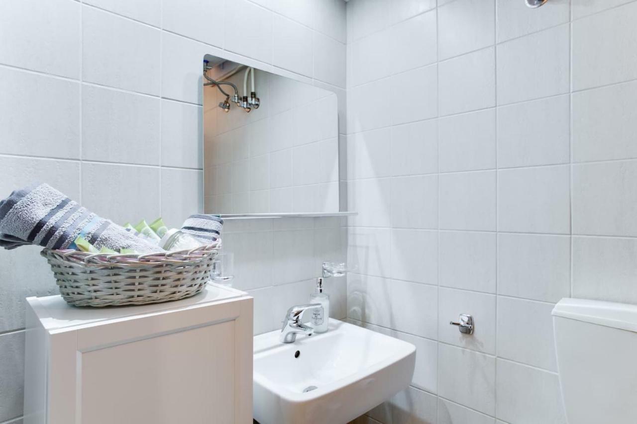 Melina'S Apartment By The Tube Athene Buitenkant foto